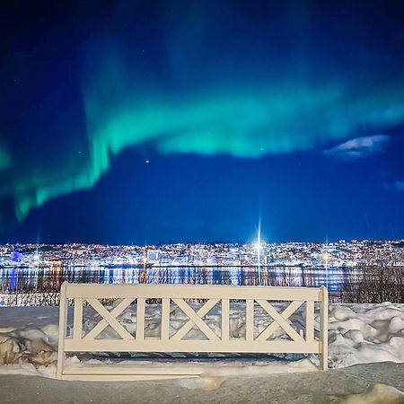 Panorama View - Free Parking - Perfect For Couples Apartamento Tromsø Exterior foto