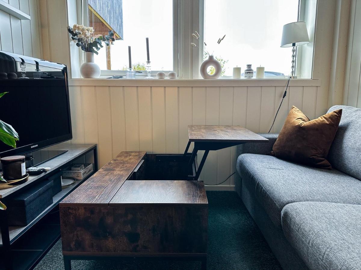 Panorama View - Free Parking - Perfect For Couples Apartamento Tromsø Exterior foto