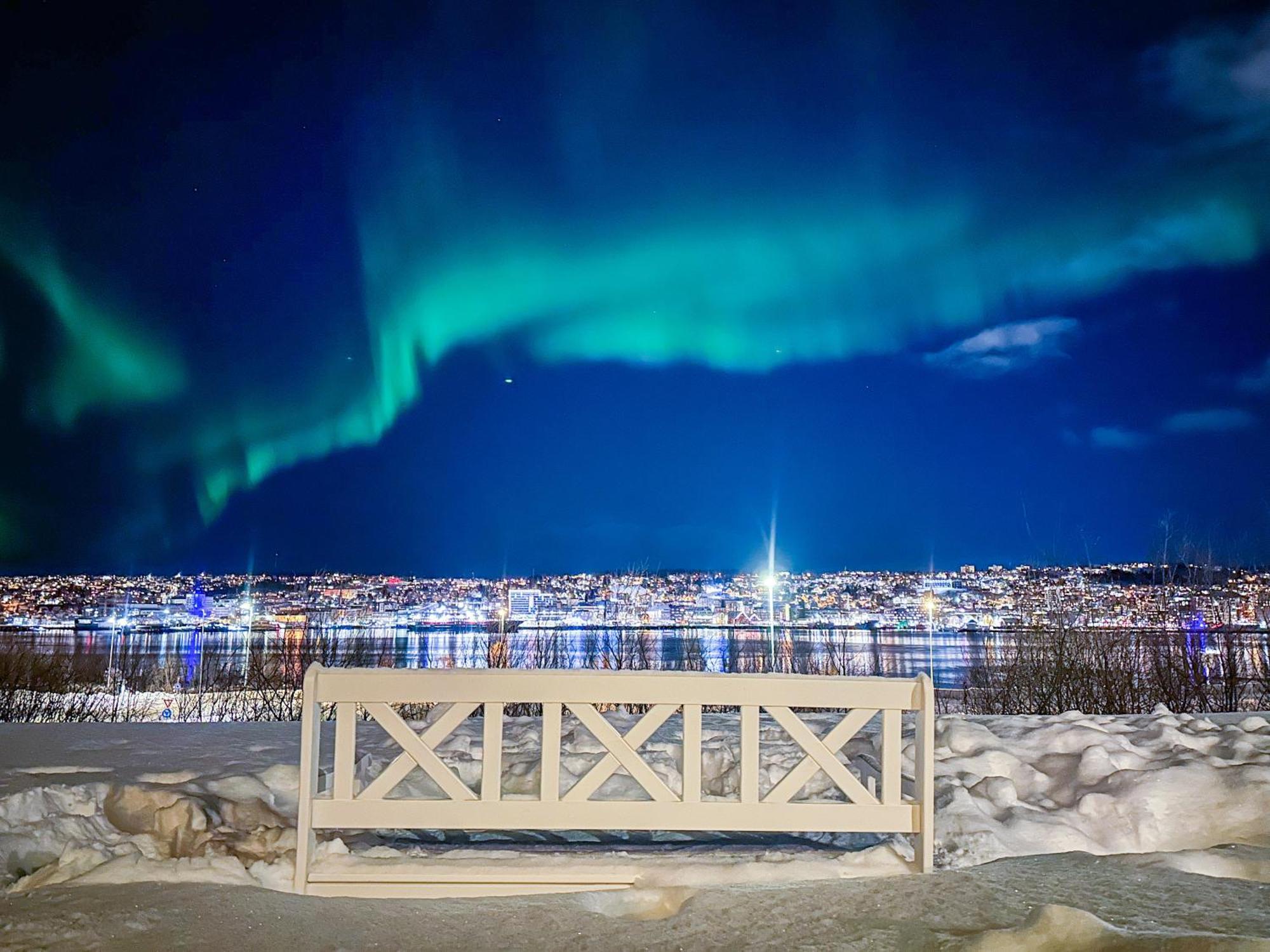 Panorama View - Free Parking - Perfect For Couples Apartamento Tromsø Exterior foto